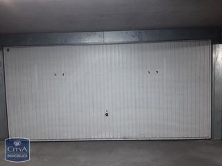  Parking / Garage � louer 