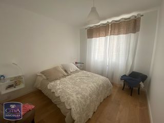  Appartement � louer 3 pi�ces 77 m�