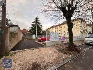  Parking / Garage � louer 