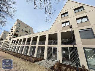  Parking / Garage � louer 