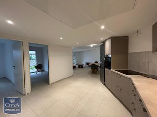  Appartement � louer 3 pi�ces 79 m�