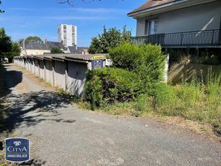  Parking / Garage � louer 