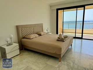  Appartement � louer 4 pi�ces 97 m�