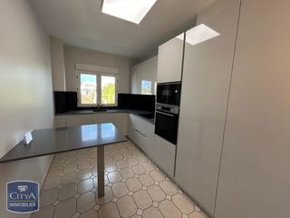  Appartement � louer 6 pi�ces 143 m� Villemomble