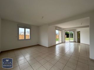  Maison � louer 6 pi�ces 144 m� Maze millon