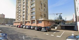  Parking / Garage � louer 