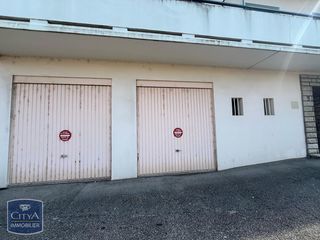  Parking / Garage � louer 