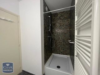  Appartement � louer 5 pi�ces 101 m�