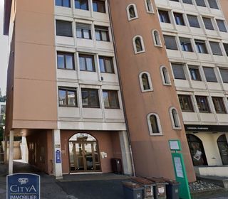  Parking / Garage � louer 