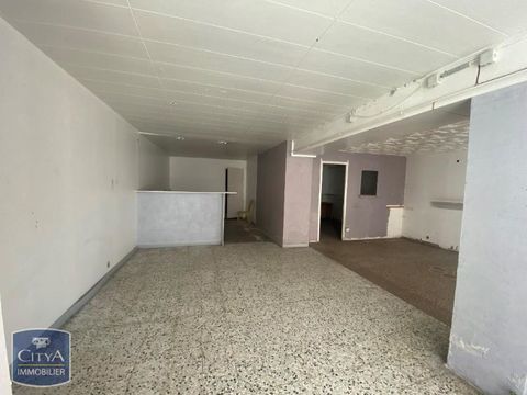 A LOUER : LOCAL COMMERCIAL Gigean : Au c�ur du villag... 400 34770 Gigean