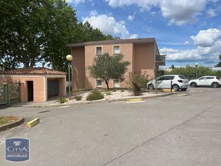  Parking / Garage � louer 