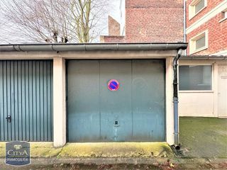  Parking / Garage � louer 