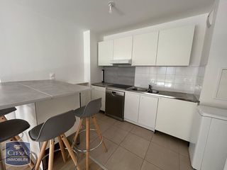  Appartement � louer 4 pi�ces 82 m�