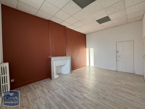 **&Agrave; LOUER : Local professionnel au Pontet** Nous vous... 369 84130 Le pontet