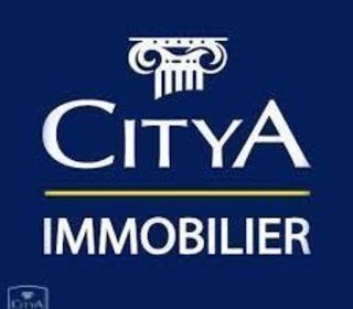  Parking / Garage � louer 