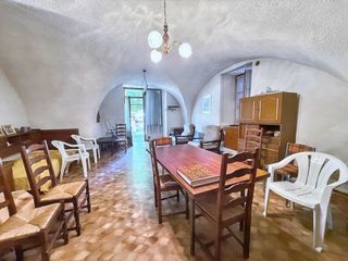  Maison � vendre 8 pi�ces 165 m�