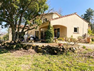  Villa � vendre 7 pi�ces 160 m�