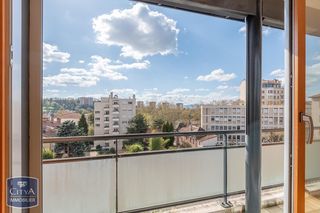  Appartement � louer 5 pi�ces 159 m�