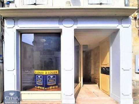 A LOUER : LOCAL PLEIN CENTRE COUTRAS Local commercial... 556 33230 Coutras