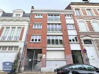  Parking / Garage � louer 