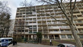  Parking / Garage � louer 