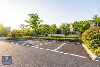  Parking / Garage � louer 