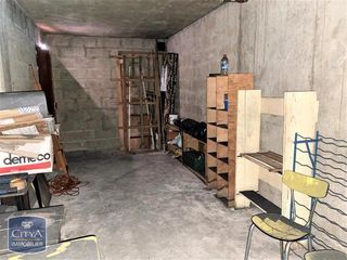  Parking / Garage � louer 