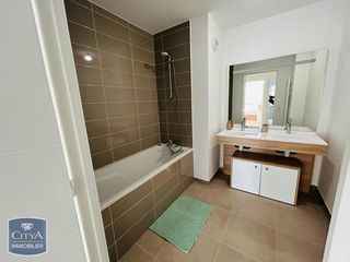  Appartement � louer 3 pi�ces 72 m�