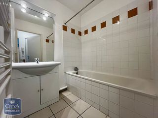  Appartement � louer 4 pi�ces 79 m�