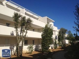  Parking / Garage � louer 