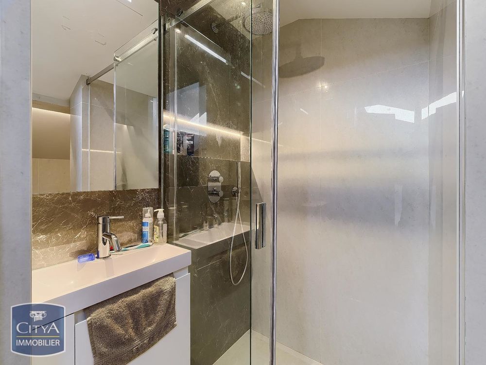 � vendre  Appartement Saint-Jean-Cap-Ferrat (06230)