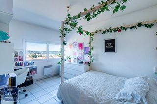  Appartement � vendre 3 pi�ces 81 m�