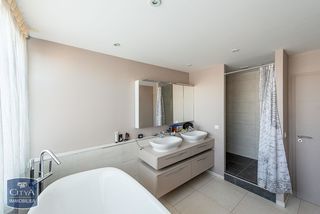  Appartement � vendre 4 pi�ces 99 m�