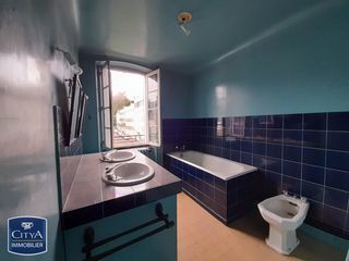  Appartement � vendre 10 pi�ces 230 m�