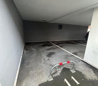  Parking / Garage � vendre 