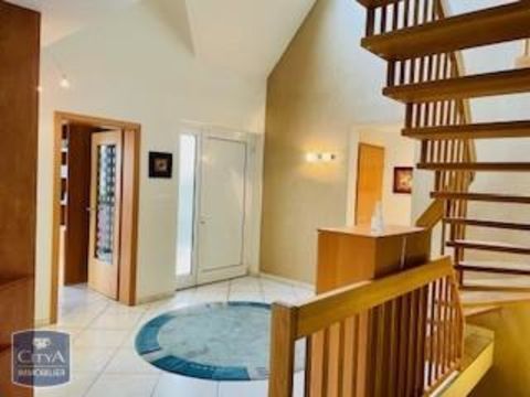   Vente Maison Maison - 5 pi�ce(s) - 180 m�