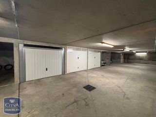  Parking / Garage � vendre 15 m�