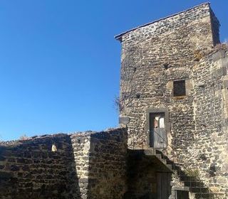  Propri�t�/ch�teau � vendre 200 m�