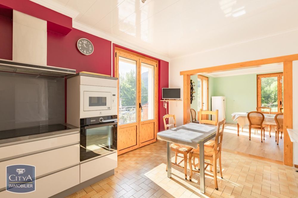 � vendre  Maison Surba (09400)