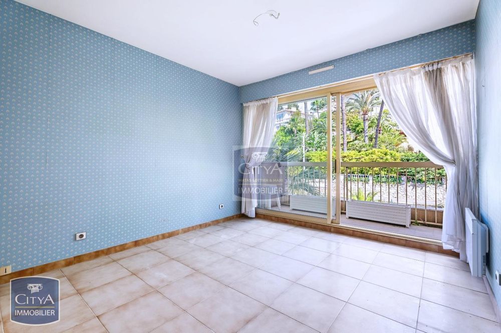 � vendre  Appartement Menton (06500)