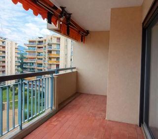  Appartement � vendre 3 pi�ces 74 m�