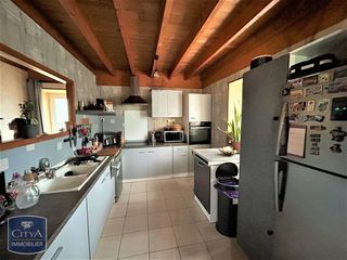  Immeuble � vendre 351 m�