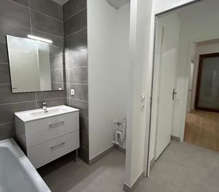  Appartement � vendre 5 pi�ces 99 m�