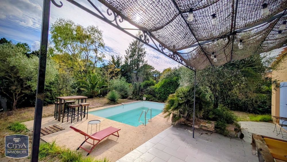 � vendre  Maison Valbonne (06560)