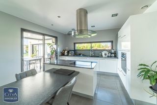  Maison � vendre 5 pi�ces 200 m�