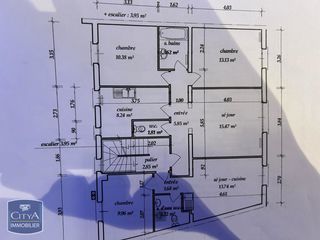  Immeuble � vendre 566 m�