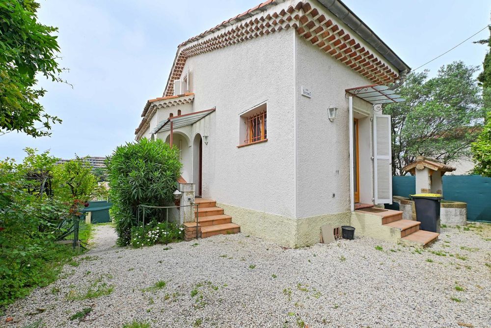 � vendre  Villa Nice (06200)