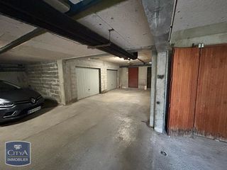  Parking / Garage � vendre 12 m�