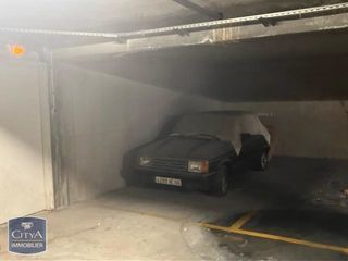  Parking / Garage � vendre 15 m�
