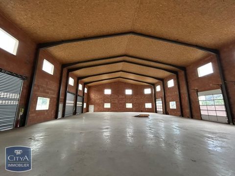 Saint-Sauveur (38160) - Local commercial artisanal 64... 395000 38160 Saint-sauveur